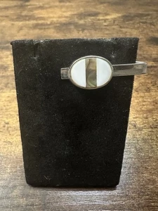 Vintage SHIELDS Tie Clip Signed Silver Tone White & Silver Stone Tie Clasp - Picture 1 of 3