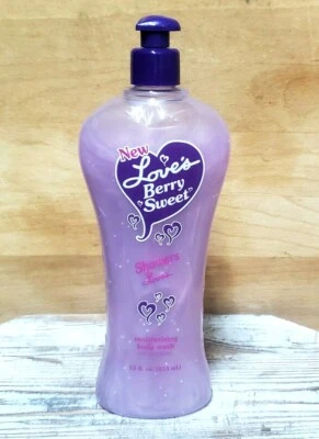 Jabón corporal hidratante Dana Love's Berry Sweet Showers of Love 12 oz Foto 1 de 3