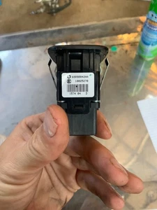 RAM 1500 DOOR WINDOW SWITCH LEFT SIDE OEM 2013-2018 68080842AA - Picture 1 of 3