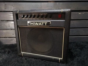 Amplificatore combinato per chitarra Hiwatt LEAD30R 12x1 con altoparlanti Emi... - Foto 1 di 10