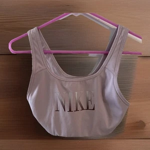 NIKE Swoosh Women's Medium-Support 1-Piece Pad Scoop-Back Sports Bra S No Pads - Picture 1 of 4