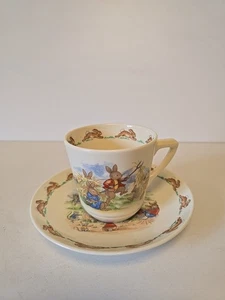 Juego de tazas y platillos Royal Doulton Bunnykins en excelente estado  - Imagen 1 de 6
