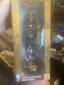 LeBron James Cleveland Cavaliers 2016 NBA Championship MVP Edition Bobblehead - Bild 1 von 4