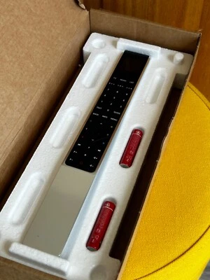 Bang & Olufsen B&O BeoRemote One - Silver (PS) - Image 1 of 4