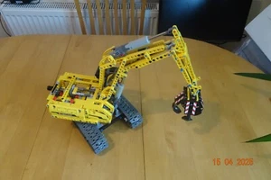 LEGO 42006 Excavator, stickers applied, no instructions - Picture 1 of 7