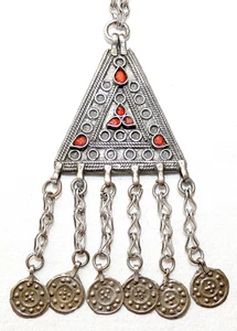 Yemenite antique filigree silver Jewish amulet pendant necklace w/ coral, 40 gr. - Picture 1 of 5
