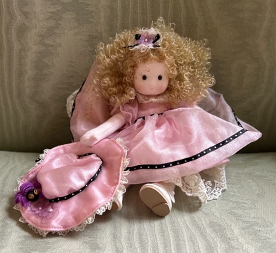 Muñeca musical Green Tree 982-54 Little Miss Muffet Foto 1 de 4