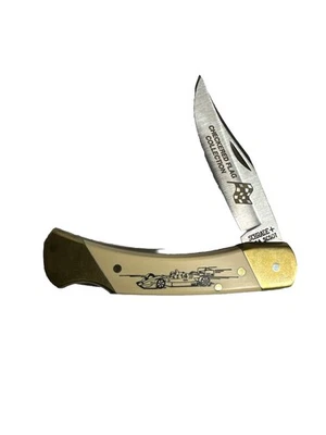 Cuchillo Schrade+ USA SC507 bandera a cuadros Scrimshaw Lockback (sin funda) Foto 1 de 4