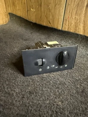 Interruptor de faro con faro automático con luces antiniebla 2005 2006 2007 F250 F350 Foto 1 de 3