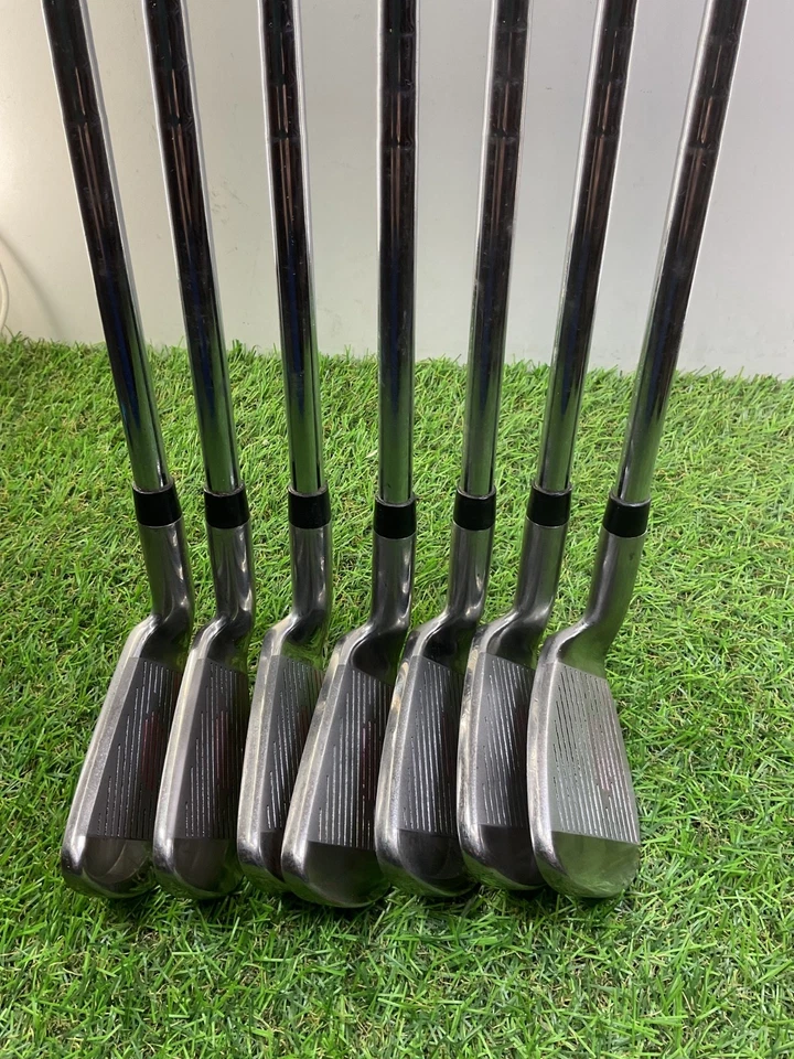 Wilson 1200 Wide Tip Oversize Golf Irons - Image 1 of 4