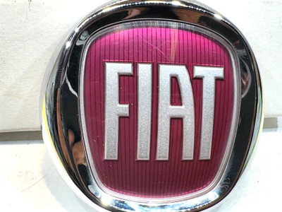 Genuine OEM Fiat 2016-2017 500X cross REAR hatch center 1 Emblem only, REAR - Image 1 of 4
