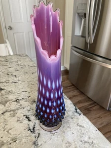 VINTAGE FENTON PLUM Purple HOBNAIL OPALESCENT ART GLASS SWUNG VASE - Picture 1 of 8
