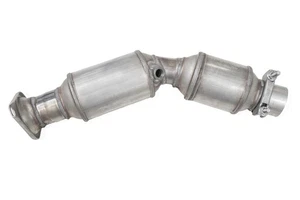 Catalytic Converter Fits 2014-2015 Toyota Prius 1.8L L4 ELECTRIC/GAS DOHC - Picture 1 of 2