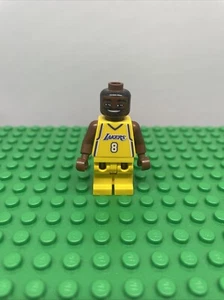 LEGO NBA Kobe Bryant Minifigure Los Angeles Lakers #8 (Home Uniform) Yellow - Picture 1 of 8