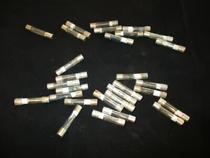 66 67 68 69 70 chevelle camaro corvette GTO GS 442 BUSS FUSE COLOR WHITE 25a GM  - Picture 1 of 2