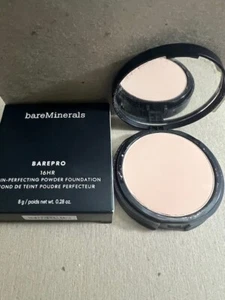 bareMinerals Barepro 16hr Skin Perfecting Powder Foundation Fair 10 Cool NIB - Picture 1 of 4