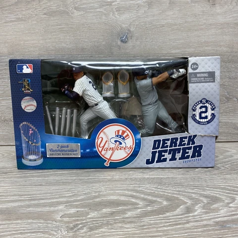 Derek Jeter MacFarlane Figures MLB New York Yankees Commemorative Deluxe Set Cover