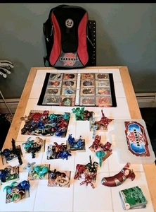 42-Bakugan Battle Brawlers Toy Figure & 100+ Card Lot Binder Backpack & Case Set - Bild 1 von 13