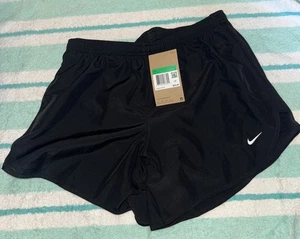 NIKE GIRL'S RUNNING SHORTS XL - TEMPO TRAINING - BLACK 848196 011 - Picture 1 of 2