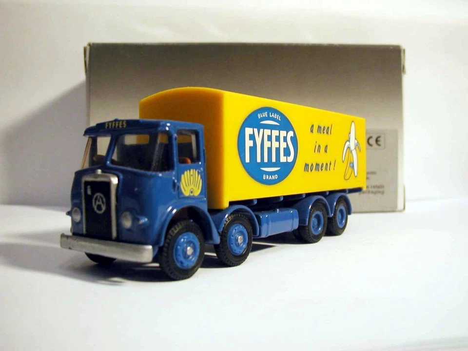 EFE ATKINSON 4 AXLE BOXVAN FYFFES BANANAS-12901 - Image 1 of 1