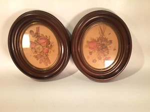 Beautiful Pair Of Walnut Victorian Oval Frames With Botanical Prints - Picture 1 of 9