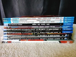 DC Comics Batwoman Graphic Novels 10 Bücher Lot *LISTE SIEHE BESCHREIBUNG* - Bild 1 von 15
