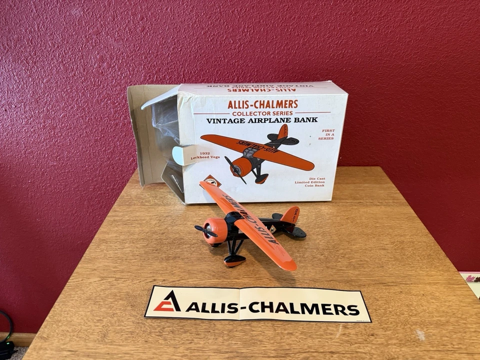 RARE Liberty Classics Ltd Edition Allis-Chalmers 1932 Lockheed Vega Diecast Bank - Image 1 of 4