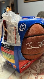 Dwayne Wade Signed NBA Basketball PSA/DNA Certified - Picture 1 of 4