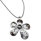 Irregular Petal-Flower Pendant Necklace Dainty Clavicle Chain Choke