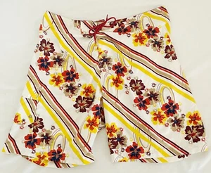 No Boundaries Board Shorts Men's 40 Floral Hawaiian Cargo Swim Trunks Red Yellow - Picture 1 of 4