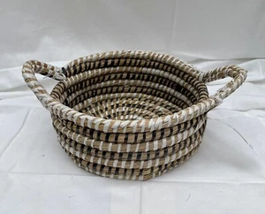 Small Stunning Seagrass Basket with Handles. Decor Storage Basket - Picture 1 of 6