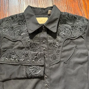 Scully Shirt Womens XL Black Pearl Snap Floral Embroidered Gaucho Western - EUC - Picture 1 of 11