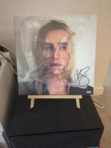 In Hand: Kesha - Gag Order SIGNED On Bone White Colored Vinyl LE Autographed LP - Picture 1 of 2