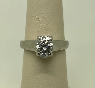 Anillo de compromiso de diamantes y alianza de boda conjunto nupcial talla 6 Foto 1 de 4