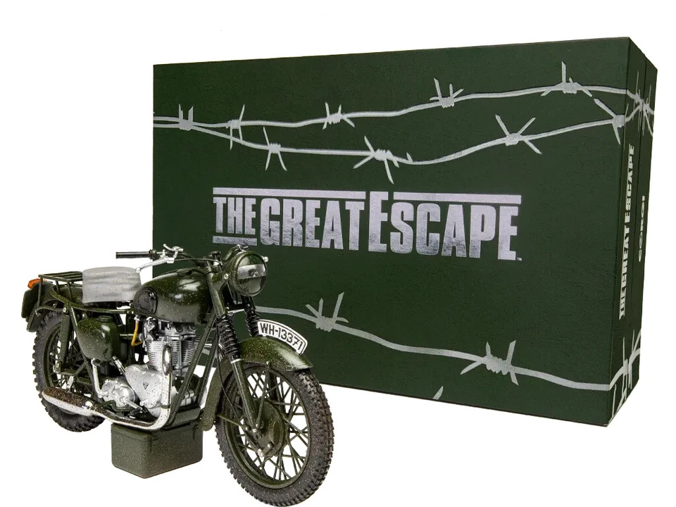 Corgi Triumph Motorbike Trophy The Great Escape Steve Mcqueen Weathered CC08501 - Image 1 of 4