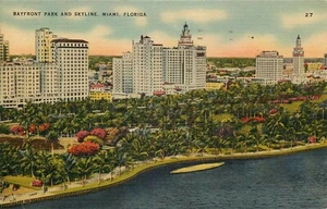 Postal Soldados Correo Gratis Bayfront Park Skyline Miami Linen 1943 Bonos de Estados Unidos - Imagen 1 de 2