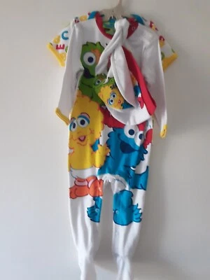 Sesame Street  Infants Size 1  Bodysuit Pants Set 4 piece Hat Bib  New - Image 1 of 4