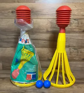 SET OF 2 - TUPPERWARE - TUPPERTOYS - POP A LOT - ORIGINAL PACKING & BALLS - 1972 - Picture 1 of 3