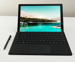 Microsoft Surface Pro 5 Business 7th gen intel i5-7300U/8GB RAM/256GB SSD/4G LTE - Picture 1 of 4