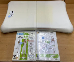 Nintendo Wii Fit Balance Board mit Wii Fit & Wii Fit plus Spiele (TEILE/REPARATUR) - Bild 1 von 18