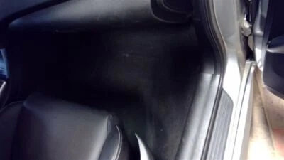 Alfombra interior Suzuki Kizashi 2011 11 sedán negro 102922 Foto 1 de 4