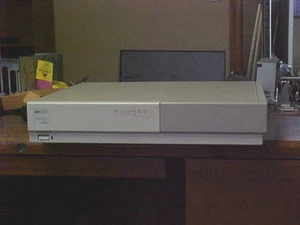 HP C2731A Envisex A-Serie X-Terminal - Bild 1 von 3