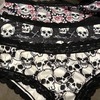 Morvia 3pk lace trim Skater goth Emo panties S skulls Crown Lingerie Underwear - Image 1 of 4