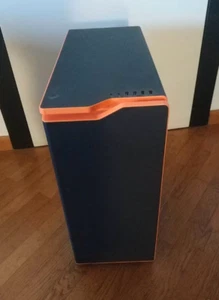 pc desktop - i7 - 32 gb ram - PSU 750W Gold - Case NZXT - Foto 1 di 2