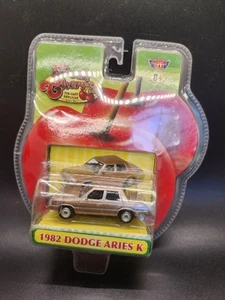 Dodge Aries K 1982 Motormax Fresh Cherries - Imagen 1 de 3