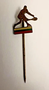 Vintage Russian Federation Flag 1991 - Present Tennis Player Stick Pin - Picture 1 of 5