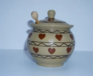 Hartstone Pottery Honey Pot 5.75 Inch Lid Stoneware Hearts Grandma Cottage Core - Picture 1 of 7