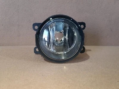 Luz antiniebla derecha Renault Fluence SM3 2017 Neo 261504952R Foto 1 de 4