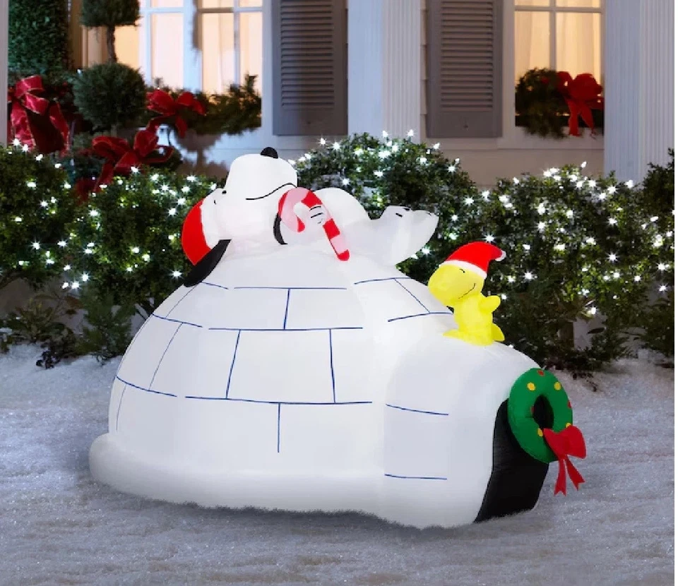 Gemmy Christmas Peanuts 4.5 ft Snoopy Woodstock Igloo Scene Airblown Inflatable