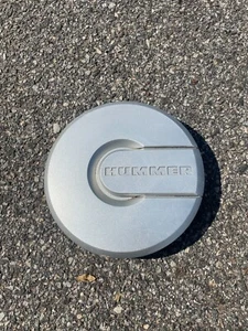 One Factory Hummer H2 silver painted center cap hubcap - Picture 1 of 24